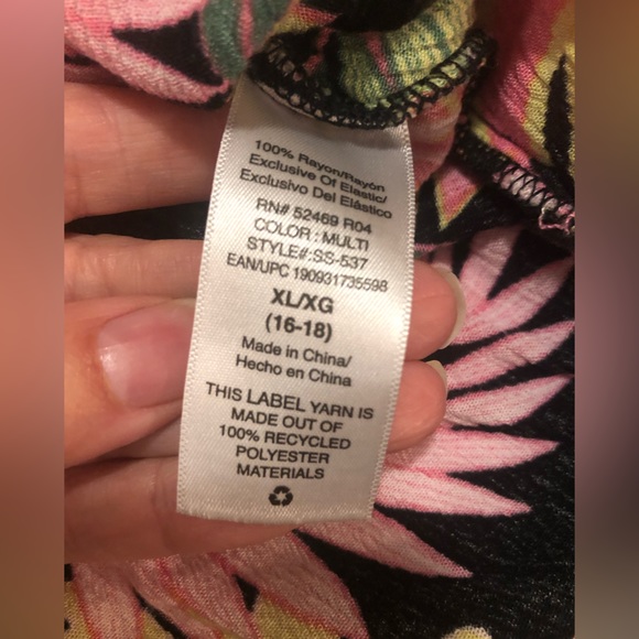 Scoop Hawaiian print shorts, XL 16-18 - Picture 10 of 11